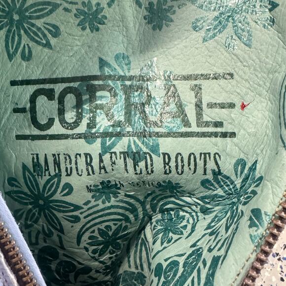 Corral Baby Blue Flame Studded Embroidered Western Boots Snip Toe 8.5M NWT - Picture 10 of 12